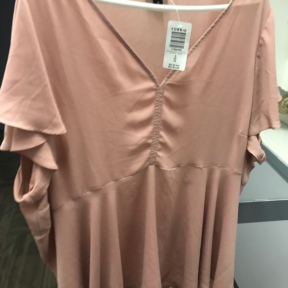 One piece, dresses and blouses. - Picture 2 of 3